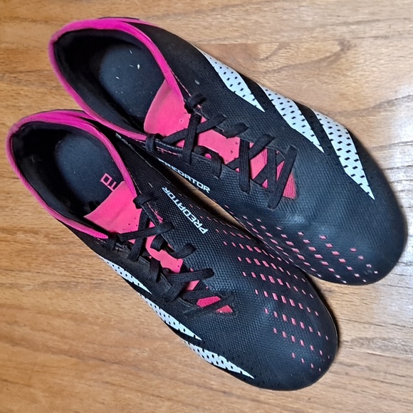 adidas Shoes - adidas predator accuracy soccer cleats